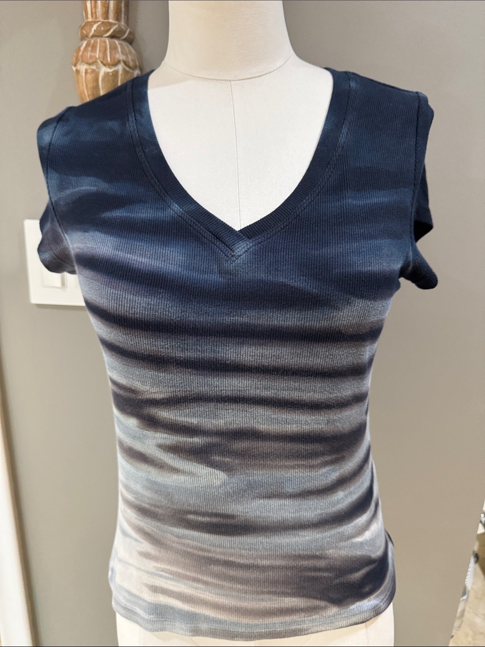River + Sky Navy to Light Blue Ombre V-Neck Short Sleeve Tee